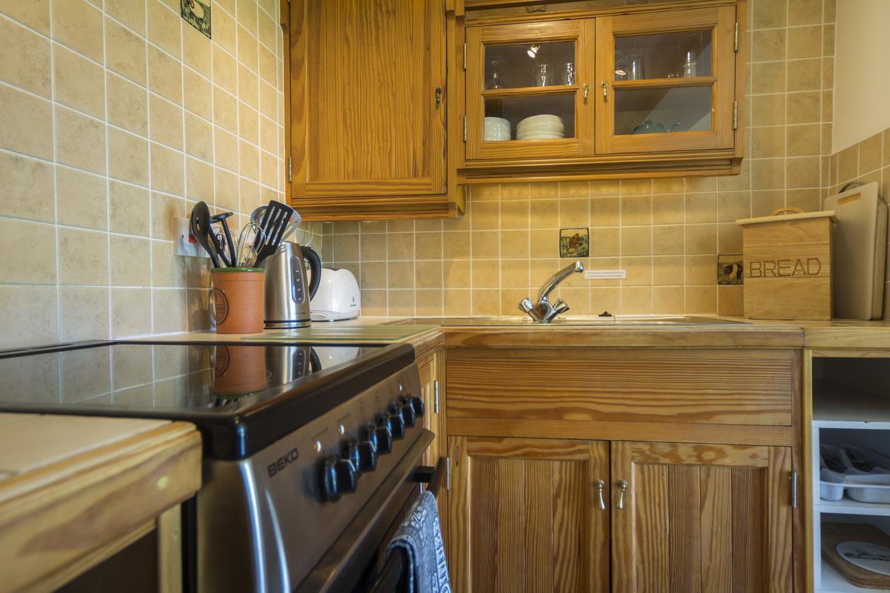 Three Gates Farm Holiday Cottages Huntsham Exterior foto