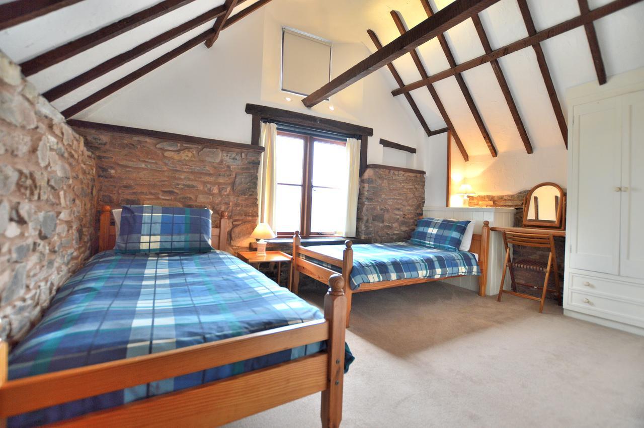 Three Gates Farm Holiday Cottages Huntsham Exterior foto